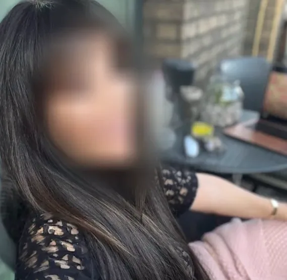 Amanda, 24