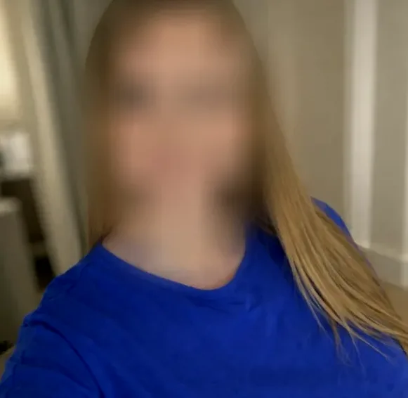 Anne, 39