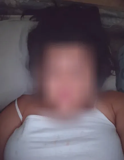 Nora, 34