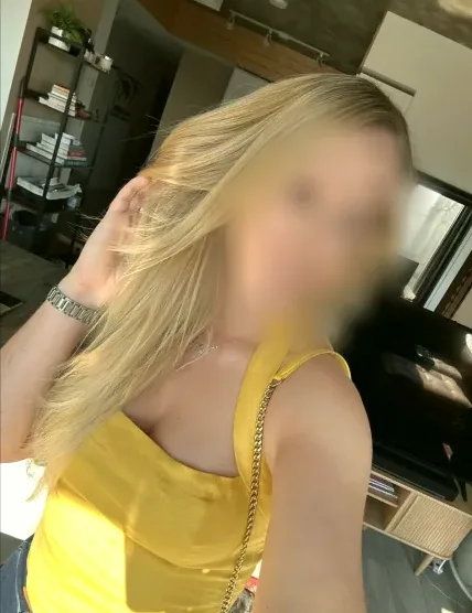 Rikke, 37