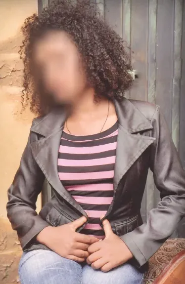 Tilde, 24